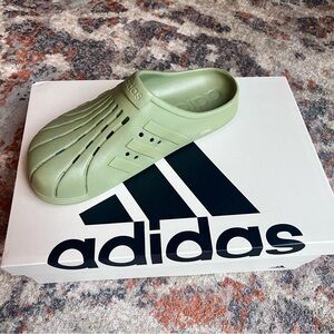 Man's Clogs adidas Adilette Clog Hunter Green Size 11